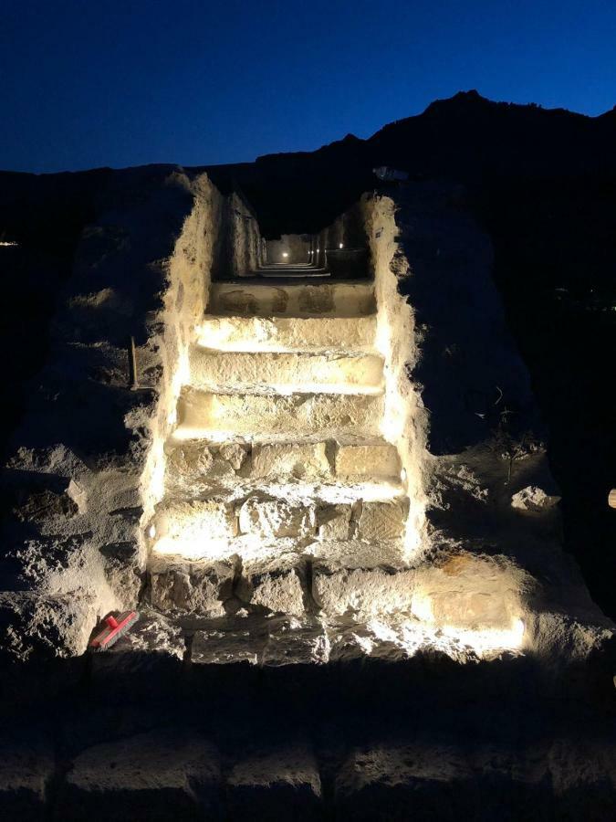 Tenuta Lanza Il Mulino Acquaviva Platani Luaran gambar